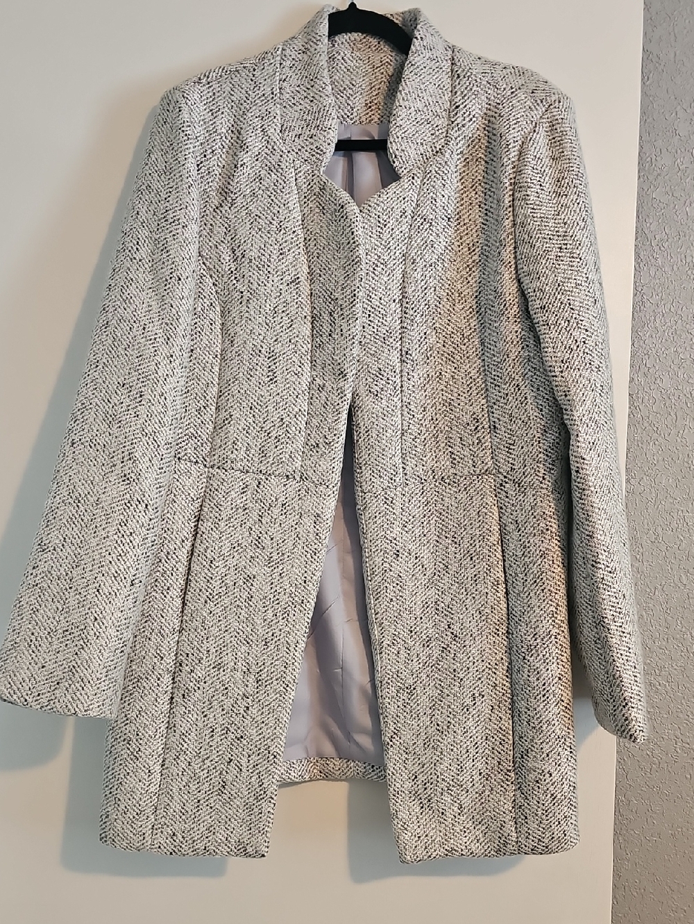Women's Textured Open-Front Coat in Light Gray